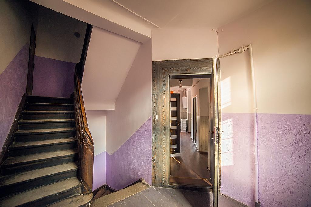 Apartments Zefir Lviv Extérieur photo