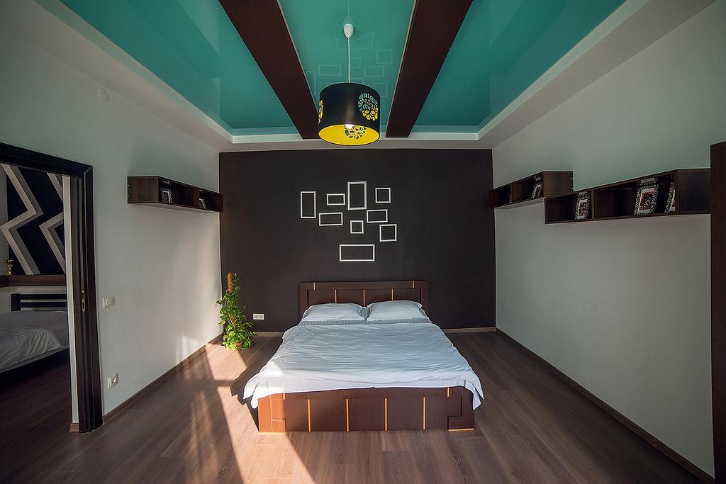 Apartments Zefir Lviv Extérieur photo