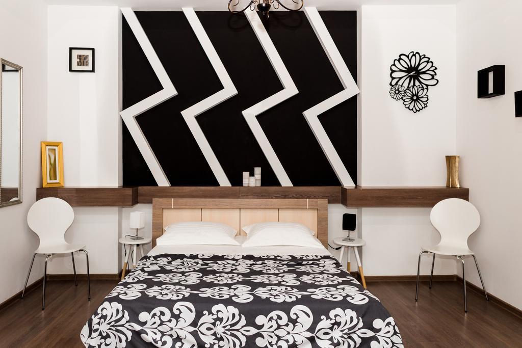 Apartments Zefir Lviv Extérieur photo