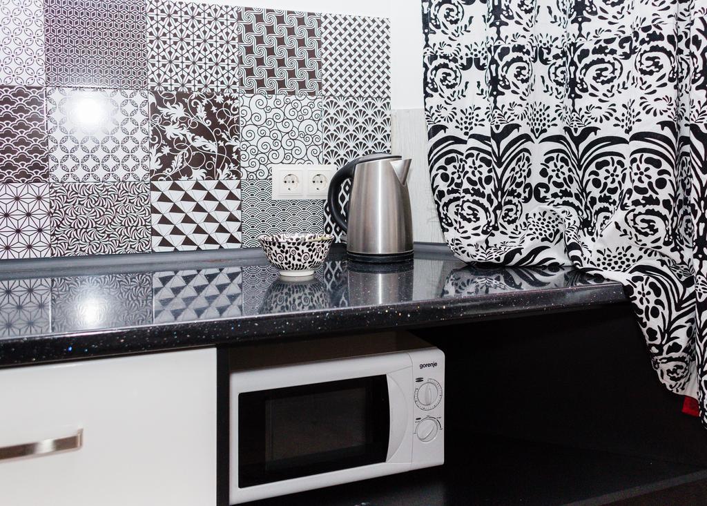 Apartments Zefir Lviv Extérieur photo